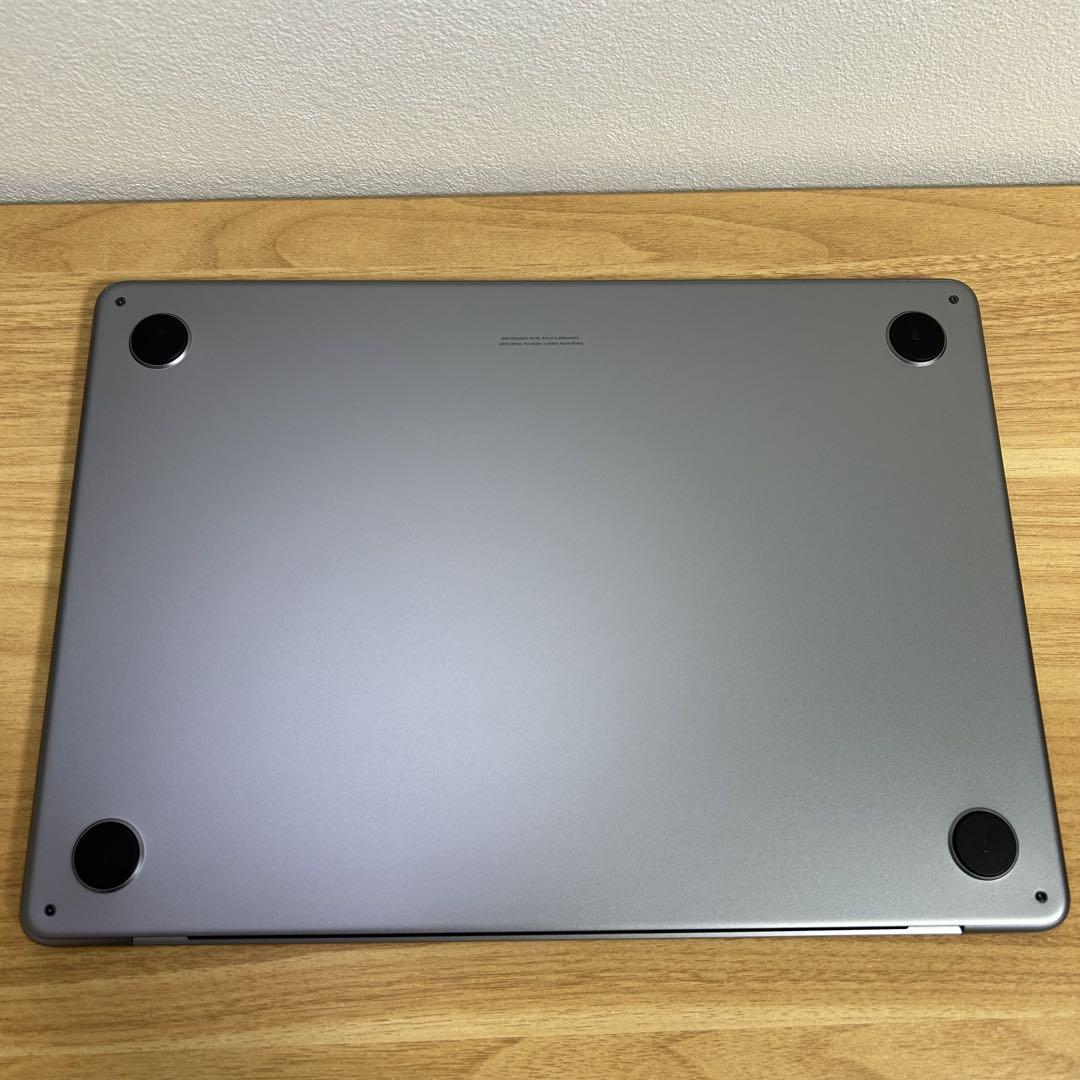 未使用に近いApple MacBook Air M2 13.6 inch