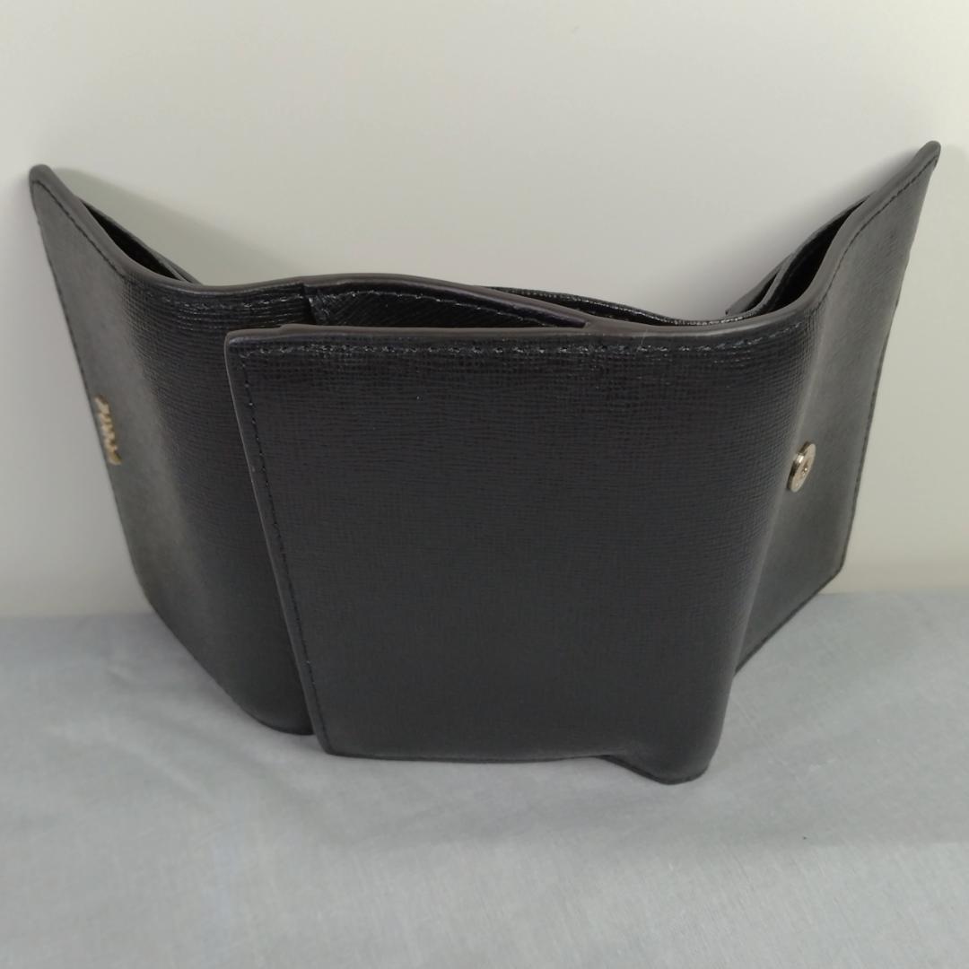 未使用フルラ★3つ折ウォレット 折財布 小銭入有クロスグレインレザー 本革 黒