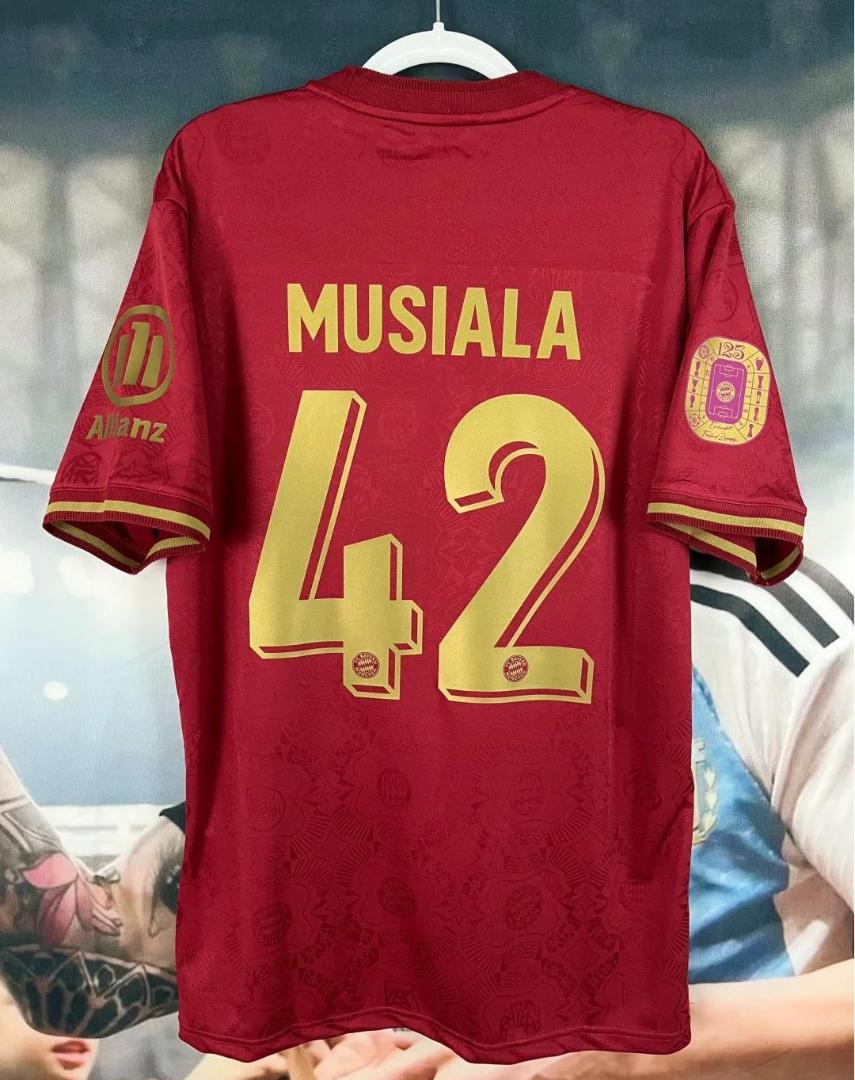 ☆新品未使用☆FCバイエルン125周年記念ジャージ 42番 ムシアラ