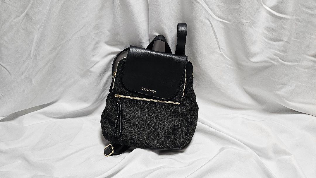 Calvin Klein リュック　レディース