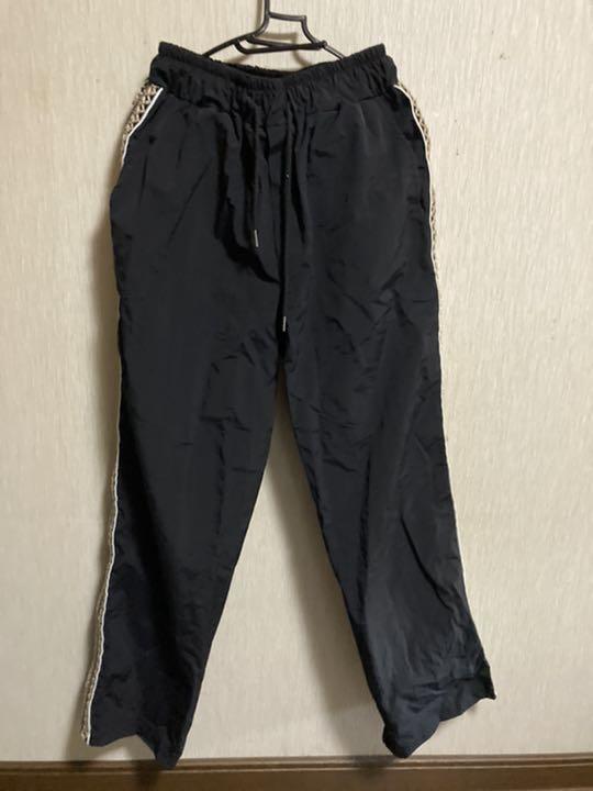 パンツ track pants
