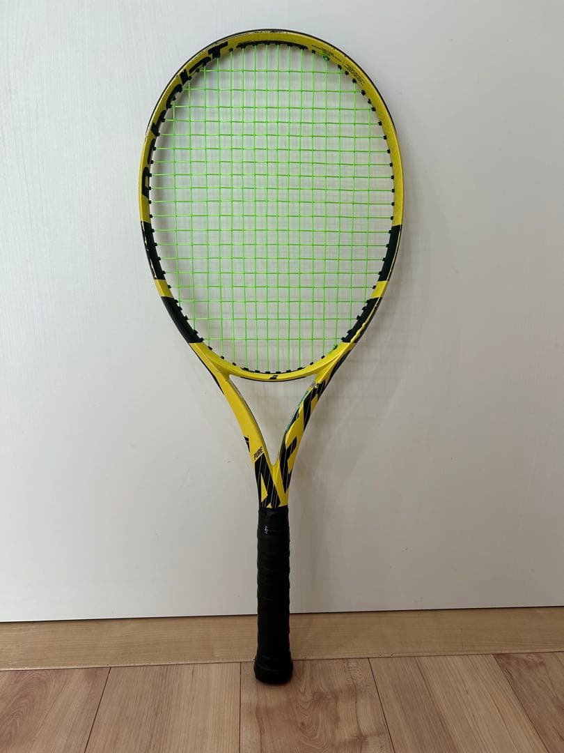 バボラ　ピュアアエロチーム　硬式テニスラケット