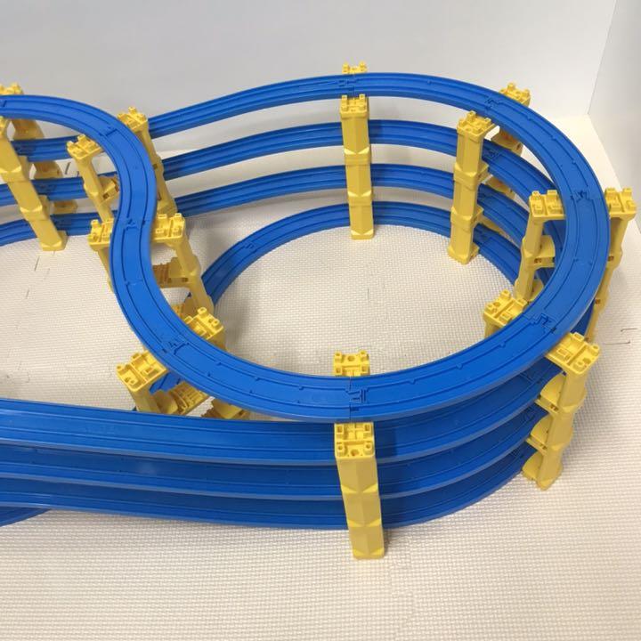 のある プラレール 立体 8の字 タワー 1BxyL-m35381863746 4段 無限 エンドレス タワー