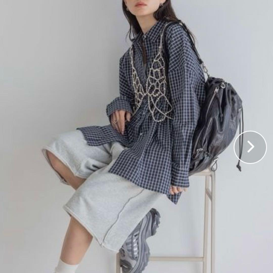 JEANASIS エンベリッシュビスチェ ビジュー ショート丈 JEANASIS エンベリッシュビスチェ ビジュー ショート丈 - メルカリ