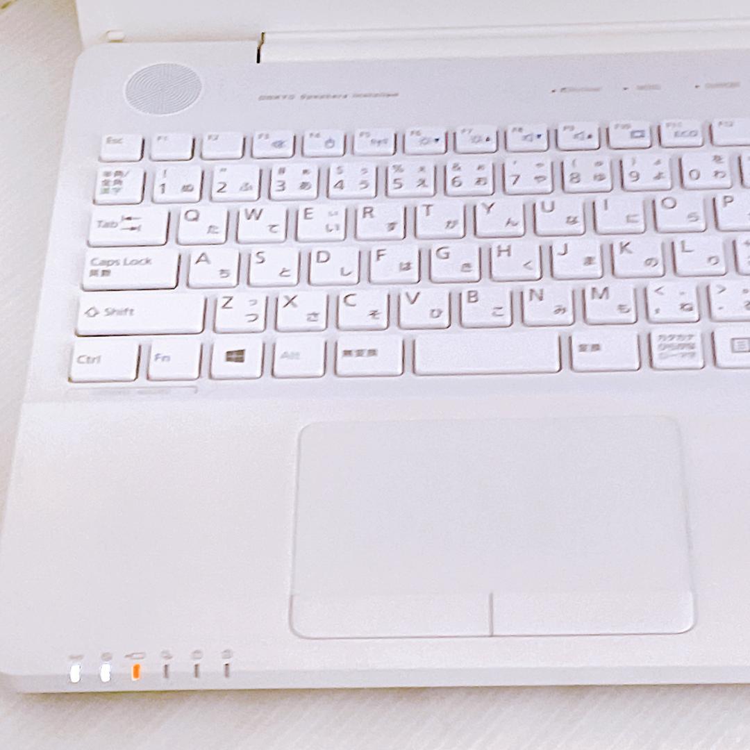 ノートパソコン Windows11 富士通 ノートPC YouTubeに最適 ノートパソコン Windows11 富士通 ノートPC YouTubeに最適