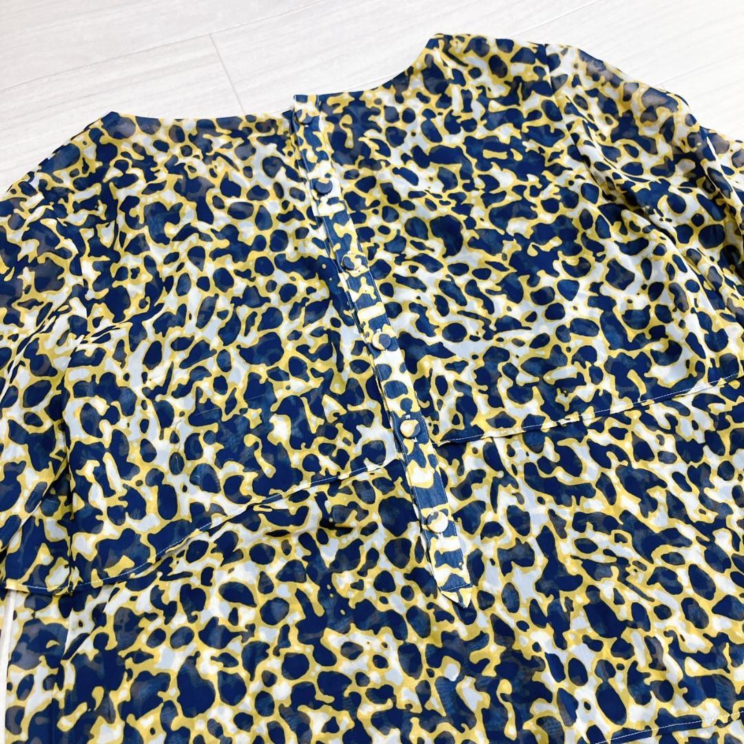 美品】 モガ 総柄デザインバック飾りボタンウエストゴムシアー
