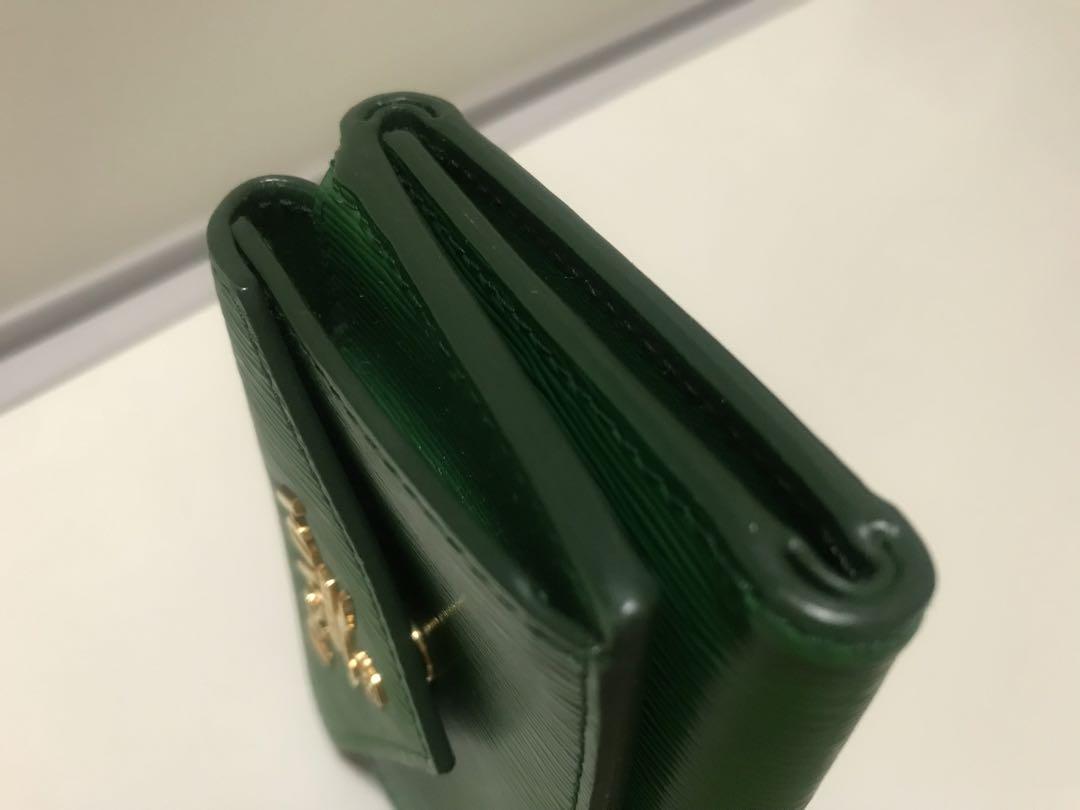 PRADA 三つ折り財布 グリーン
