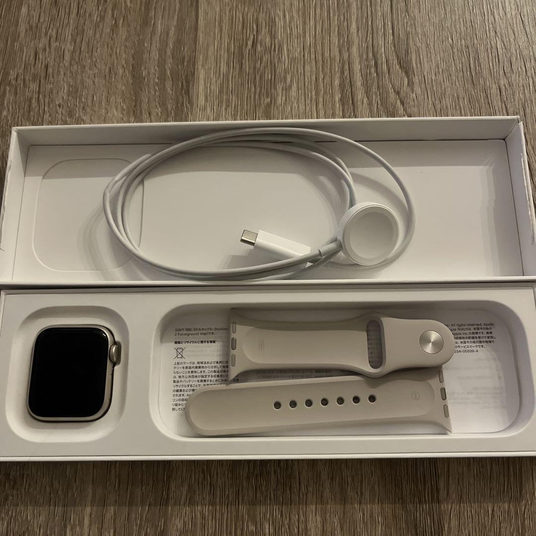 Apple Watch SE 40mm GPS スターライト