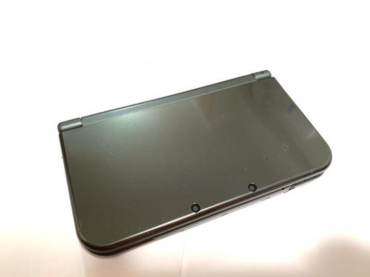 得価再入荷 生産終了品 Newニンテンドー3DSLLメタリックブラック 充電コード付き sLvu6-m35440373013 格安在庫