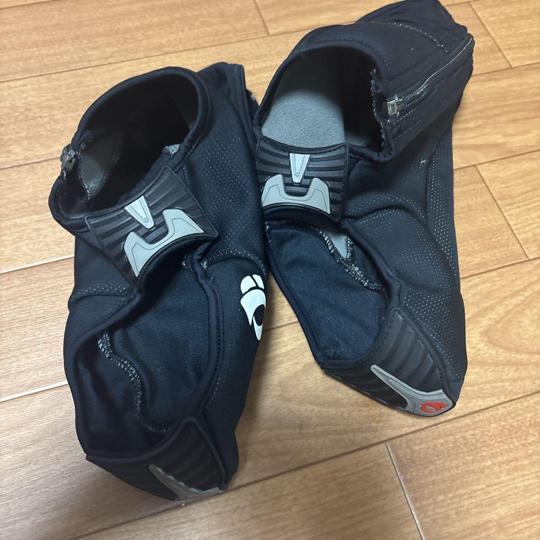 Pearl Izumi ブラック シューズカバー Lサイズ - メルカリ