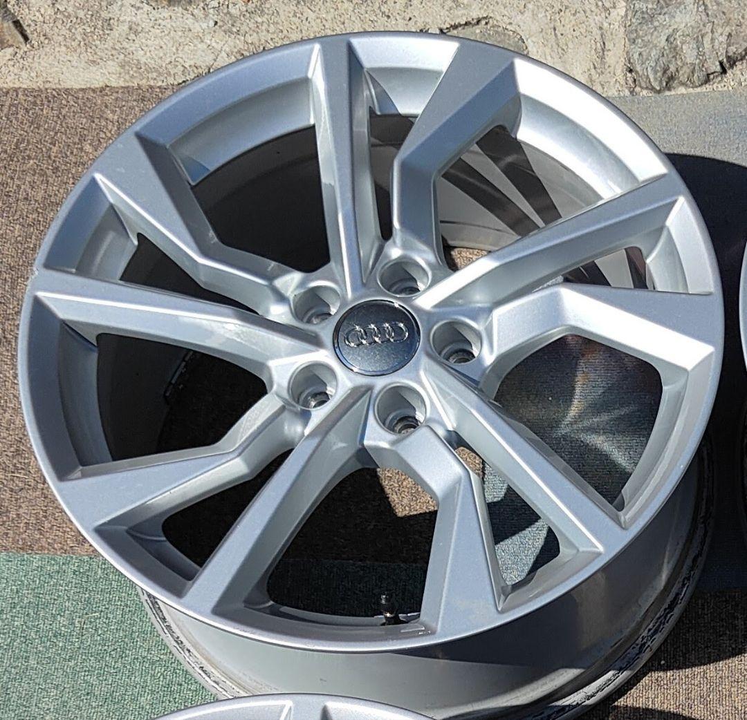 Audi　アウディ 18インチ 8.5J 純正ホイール 4本