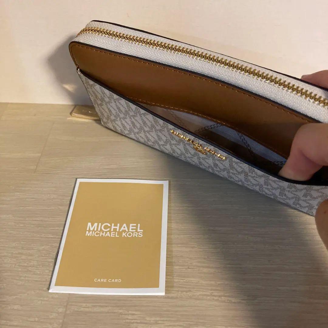 [美品] マイケルコース MICHAEL KORS 長財布 バニラ×エイコーン マイケルコース MICHAEL KORS 長財布 バニラ×エイコーン