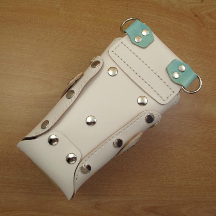 ホワイト&空色 6丁差し 革ベルト付 本革 シザーケース SCL-154/CWC ホワイト&空色 6丁差し 革ベルト付 本革 シザーケース SCL-154/CWC