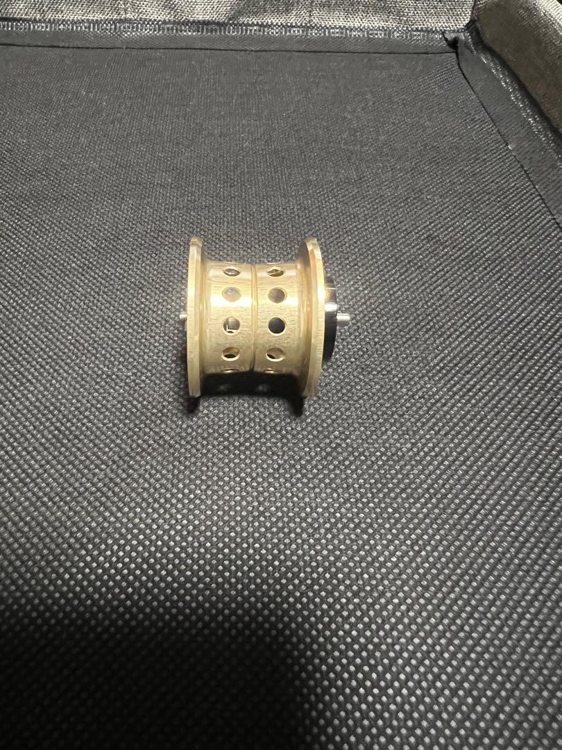 第二弾　KTF ネオスプール 34φ KAHEN Daiwa スティーズ 美品