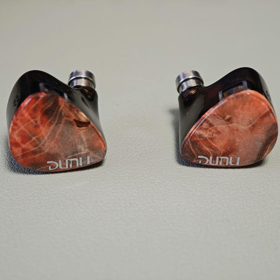 DUNU DaVinci 有線イヤホン 美品 DUNU DaVinci 有線イヤホン Hi-Res Audio