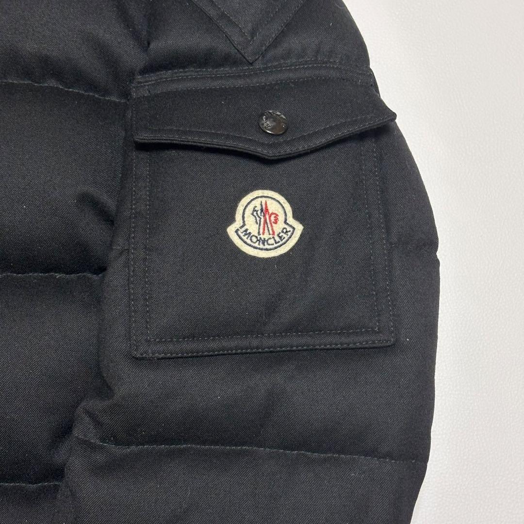Moncler モンクレール MONTGENEVRE モンジュネーブル サイズ2