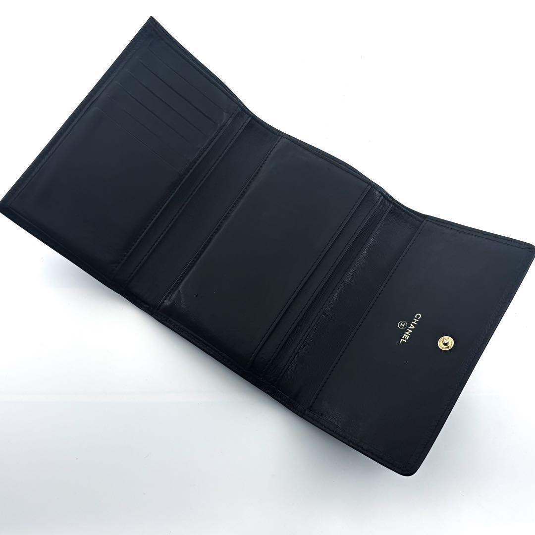 【超極美品】シャネル ココステッチ デカココ キャビア ミディアム 財布 極美品✨】シャネル 財布 ココステッチ デカココ ラムスキン