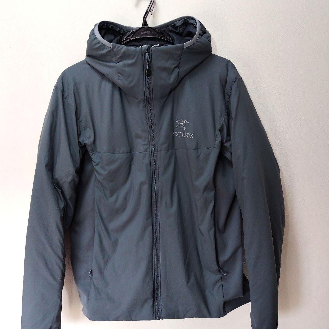 アークテリクス Atom LT Hoody men´s Sサイズ グレー アークテリクス Atom LT Hoody men´s Sサイズ グレー