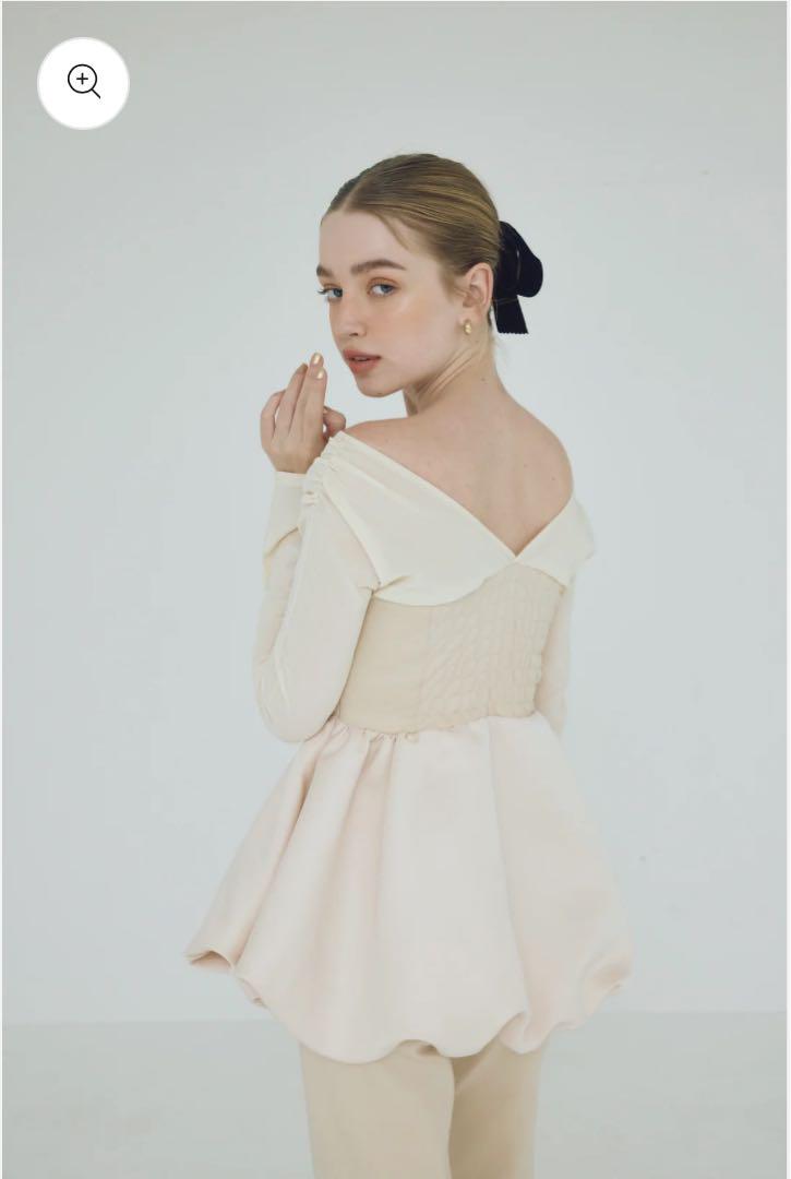 美品 ビスチェドッキングバルーントップス ポローラ polaure アイボリー