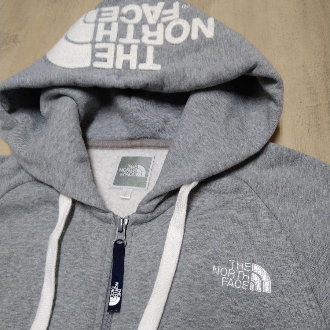 THE NORTH FACE グレー パーカー フルジップ THE NORTH FACE グレー フルジップ パーカー - トップス