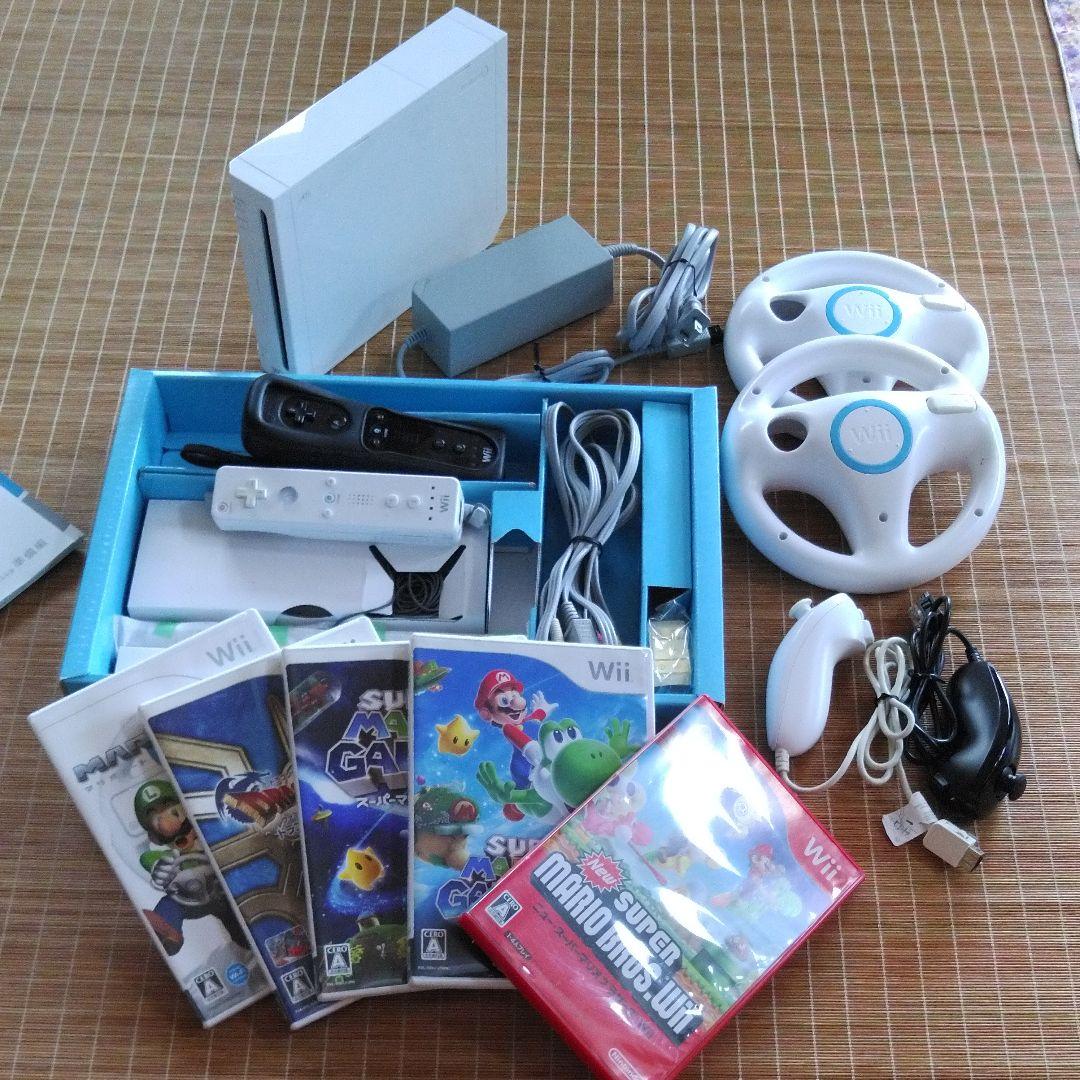 任天堂 Wii 本体 +ソフト5本 セット - メルカリ 任天堂 Wii 本体 +ソフト5本 セット - メルカリ