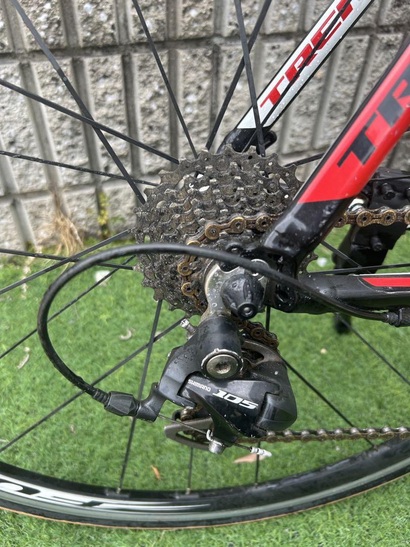 2.1 Trek Red/Black ロードバイク 中古