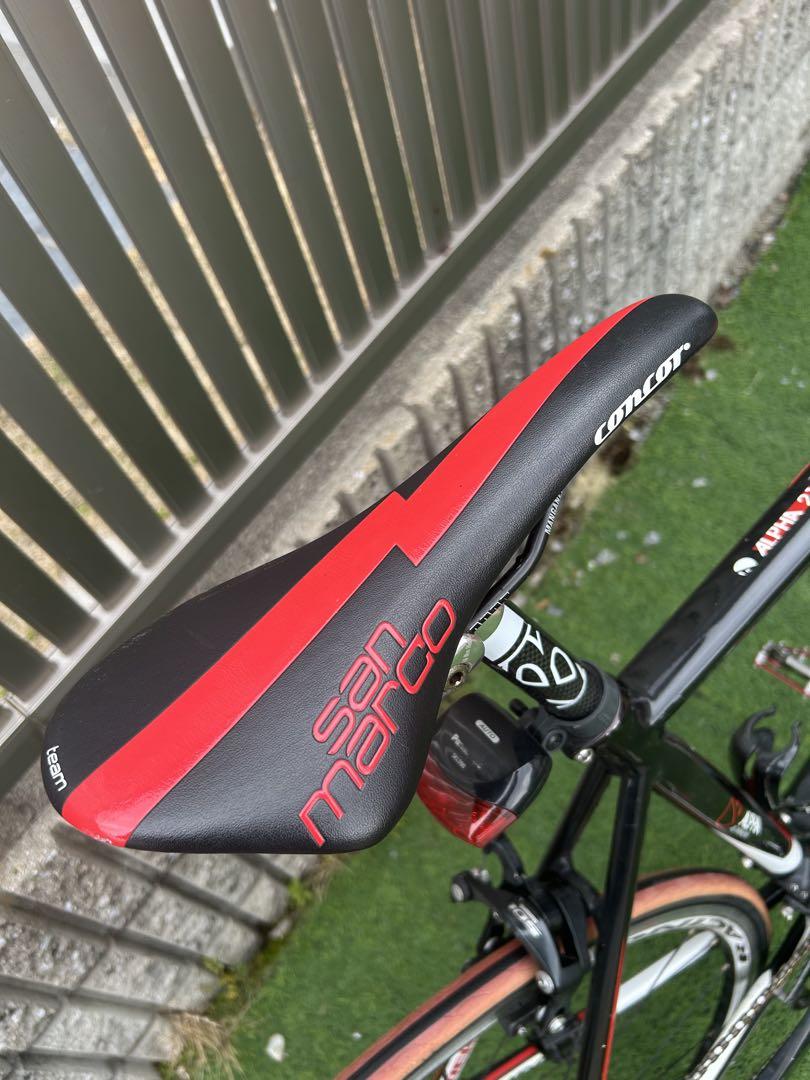 2.1 Trek Red/Black ロードバイク 中古