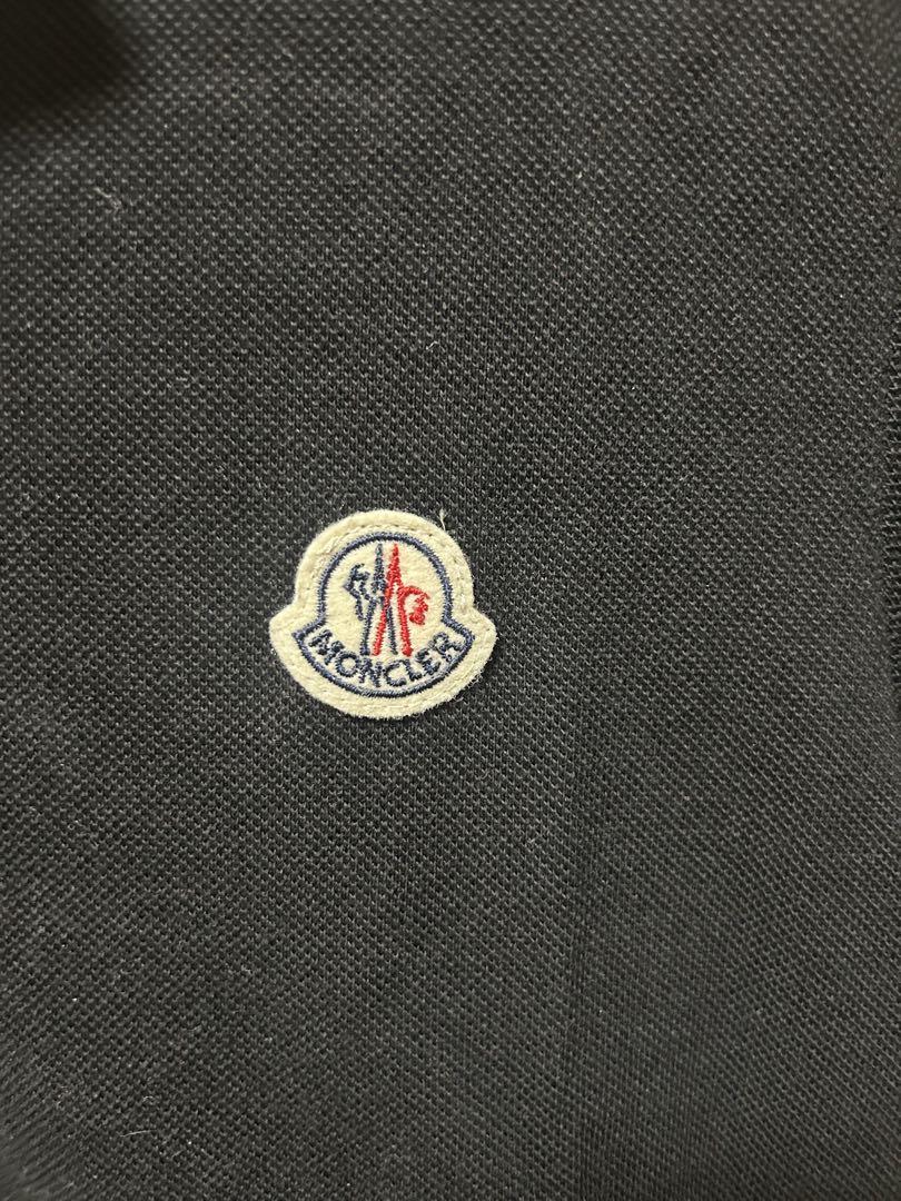 MONCLER 黒ポロシャツ コットン100%