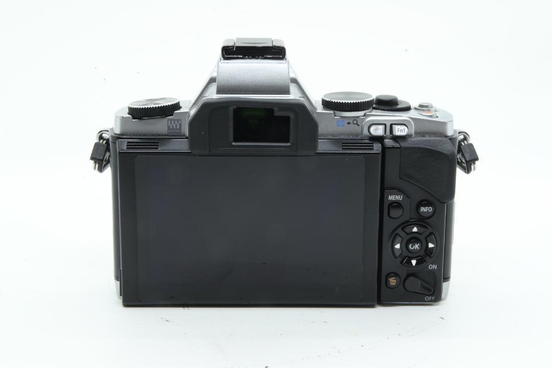 【N2319】 OLYMPUS OM-D E-M5 シルバー