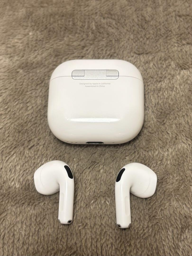 AirPods4 A3055 アクティブノイズキャンセリング付き