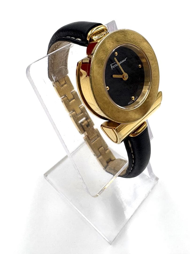 稼働品　フェラガモ ガンチーニ ブレスレット　革ベルト クォーツ　腕時計　箱付き