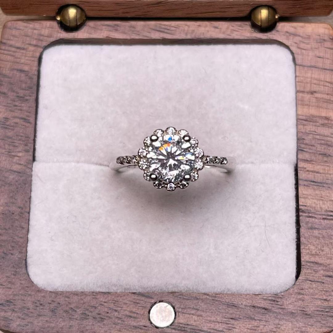遺品整理 金 K18 D1.00ct 刻印 ダイヤモンド リング - メルカリ