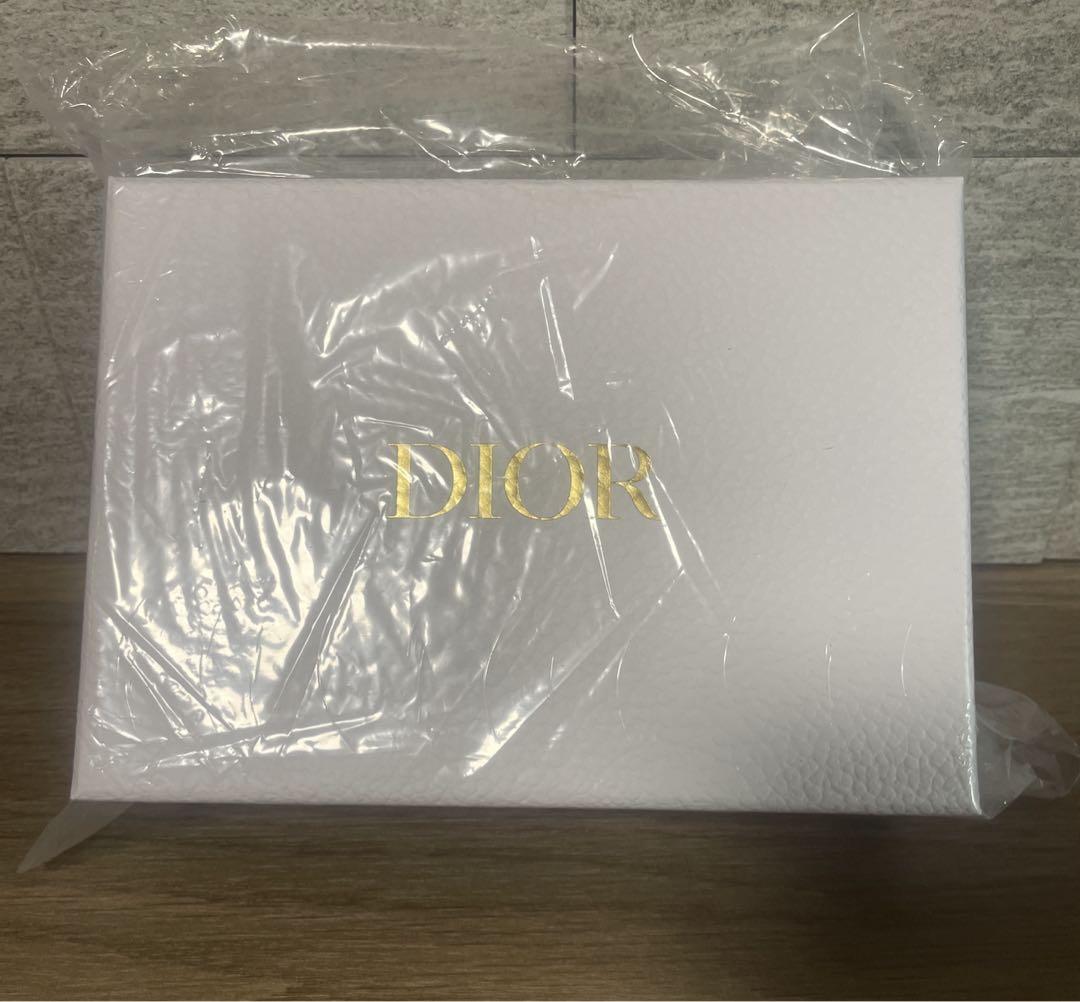 新品未使用 2025 Dior プラチナ会員ウェルカムギフト 未使用未