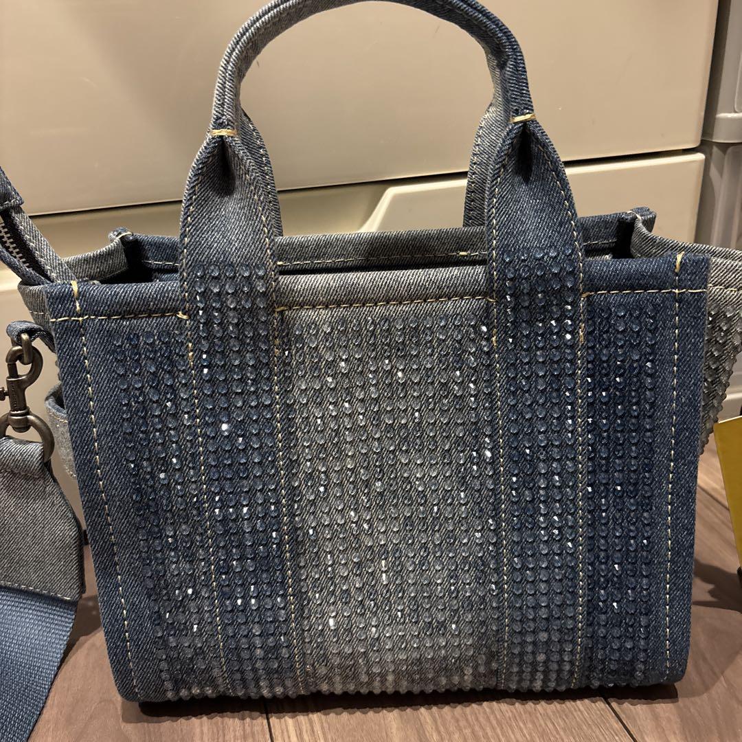 MARC JACOBS THE TOTE BAG ライトブルークリスタル MARC JACOBS THE TOTE BAG ライトブルークリスタル バッグ