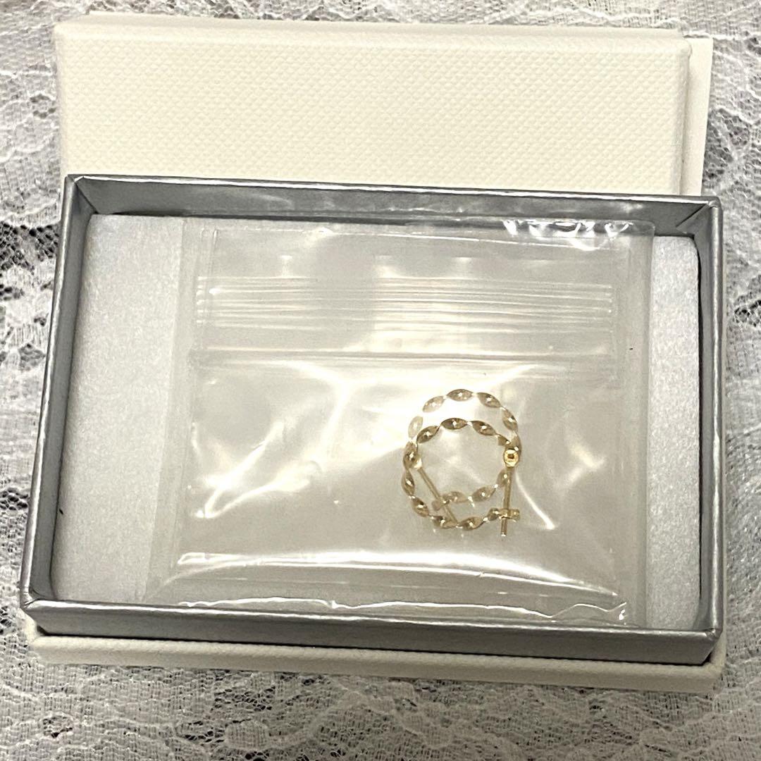 ピアス