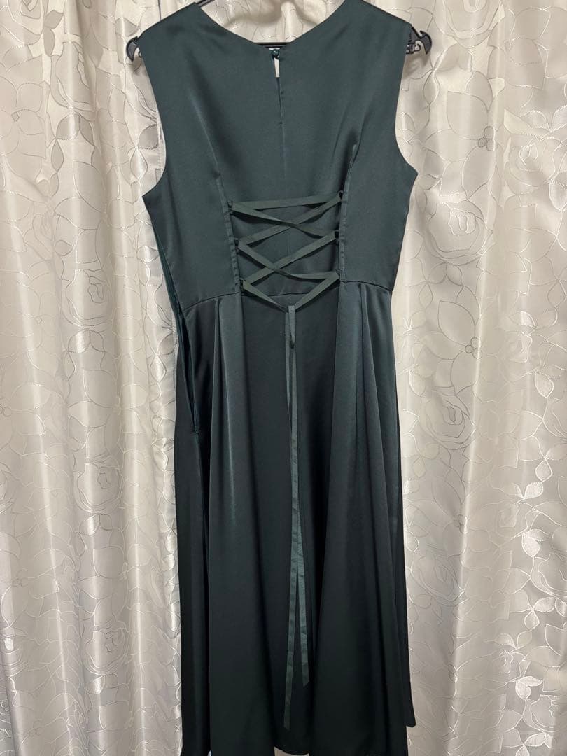 【美品】aimer サテンタックアシンメトリースカートパーティードレス