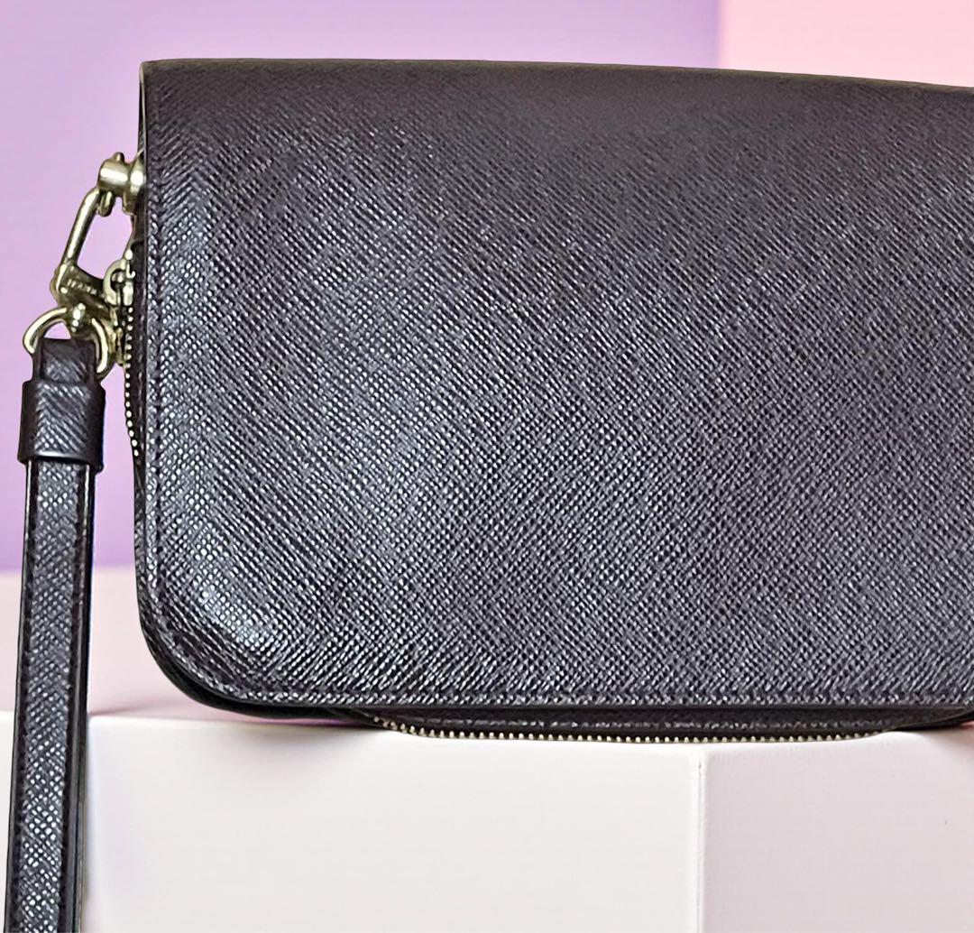 LOUIS VUITTON ルイヴィトン バイカル タイガ グリズリ メンズ LOUIS VUITTON ルイヴィトン バイカル タイガ グリズリ メンズ