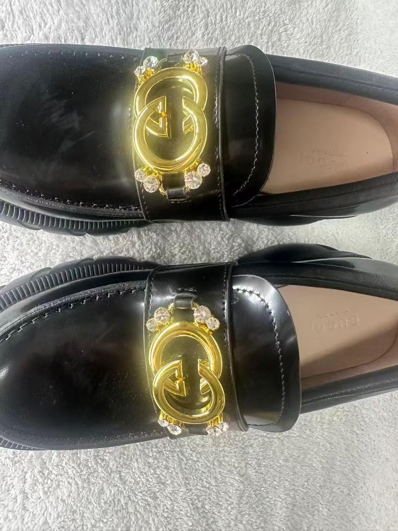 ブラックレザー