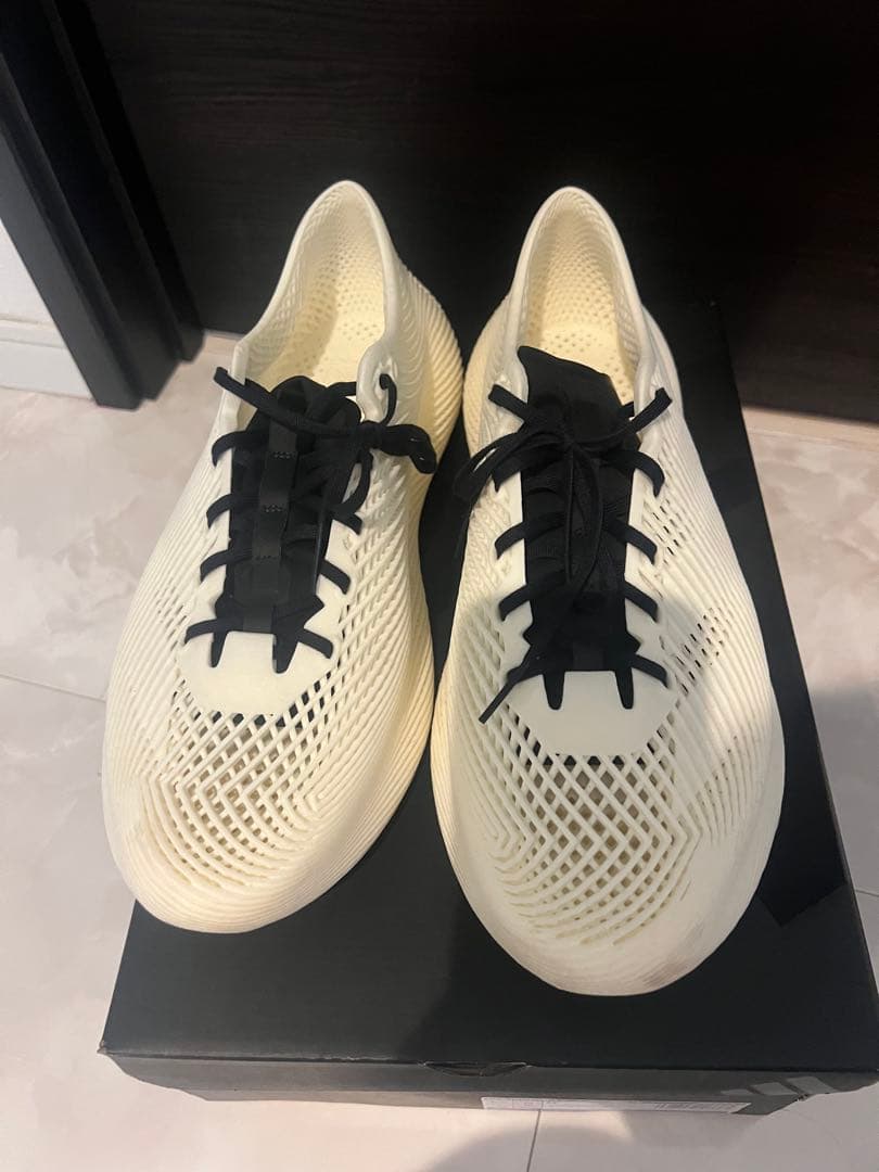 adidas ClimaCool スニーカー