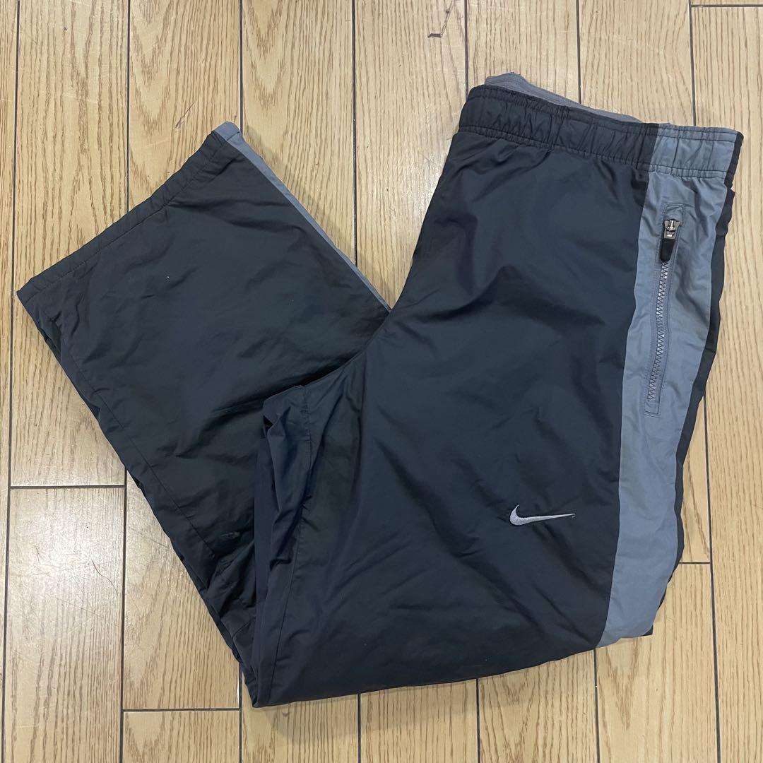 NIKE ナイロンパンツ 刺繍ロゴ ヴィンテージ 黒 XLサイズ