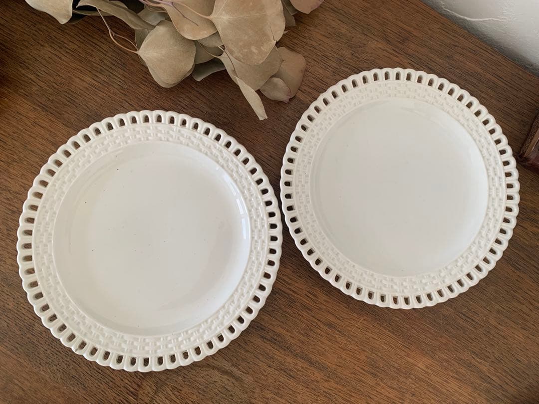 フランスアンティーク　パニエプレート　ホワイト　ブロカント　一枚