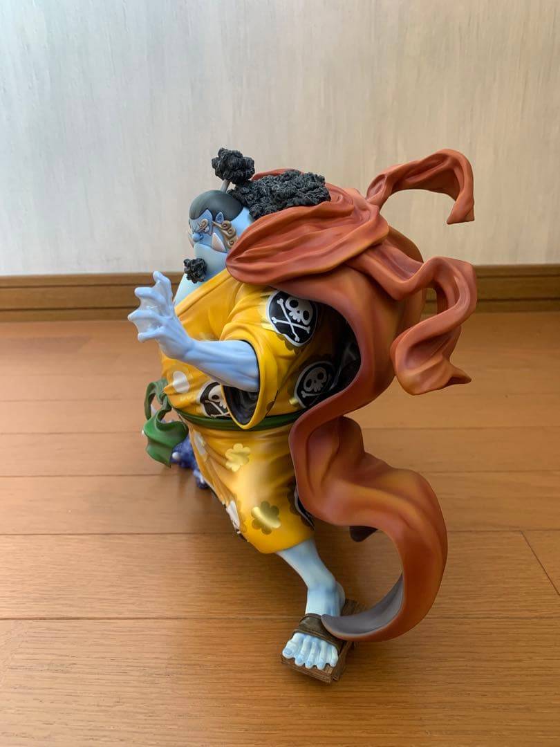 POP MAXIMUM 海峡のジンベエ 超限定復刻版 ワンピースフィギュア