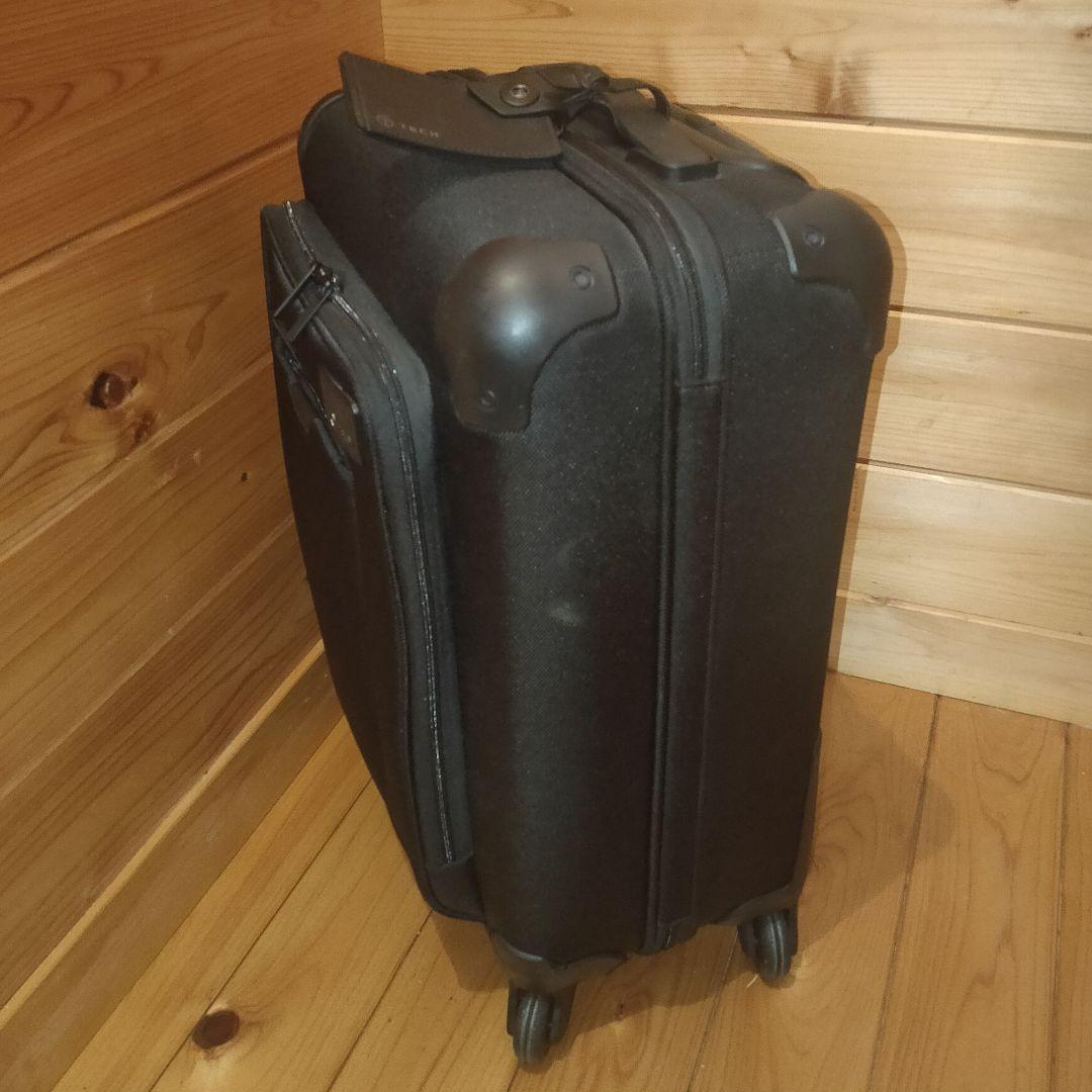 TUMI T-TECH NETWORK ライトウェイト・コンチネンタル４輪