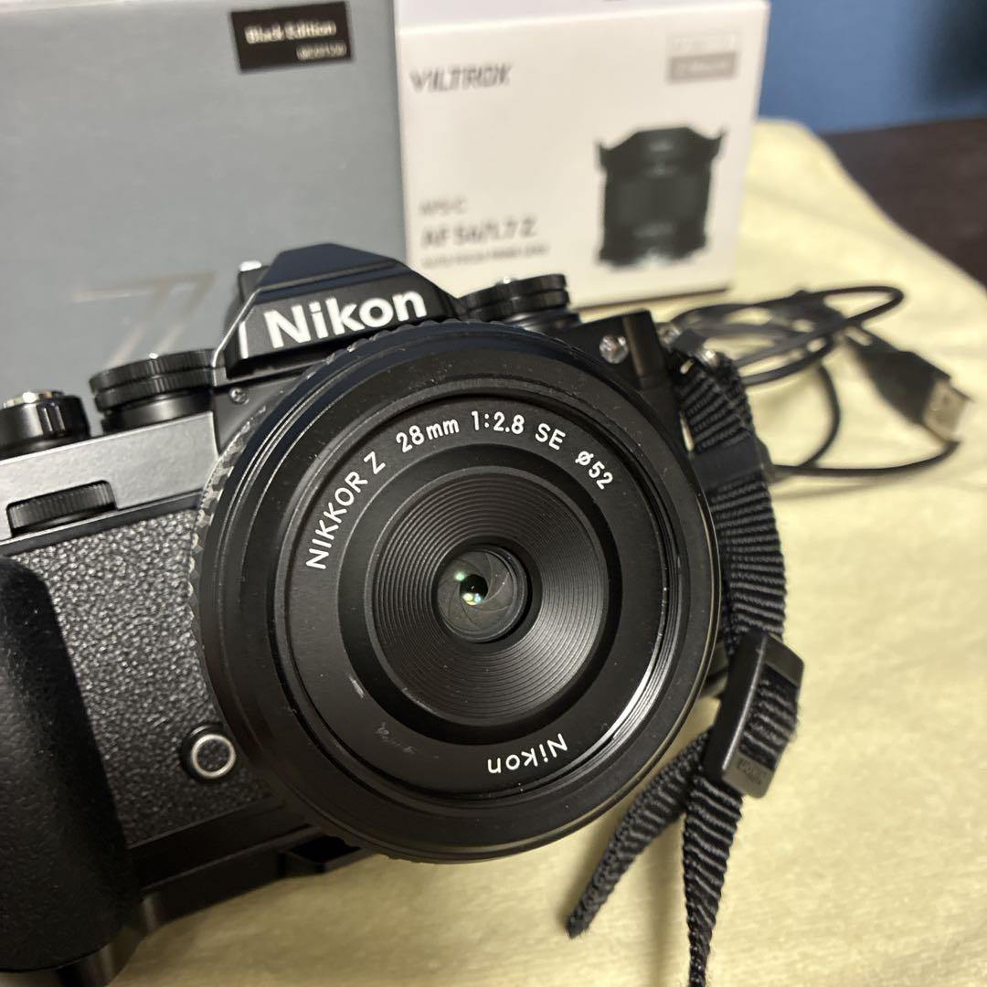 美品nikon zfc 28/2.8SE KIT 社外レンズ付き