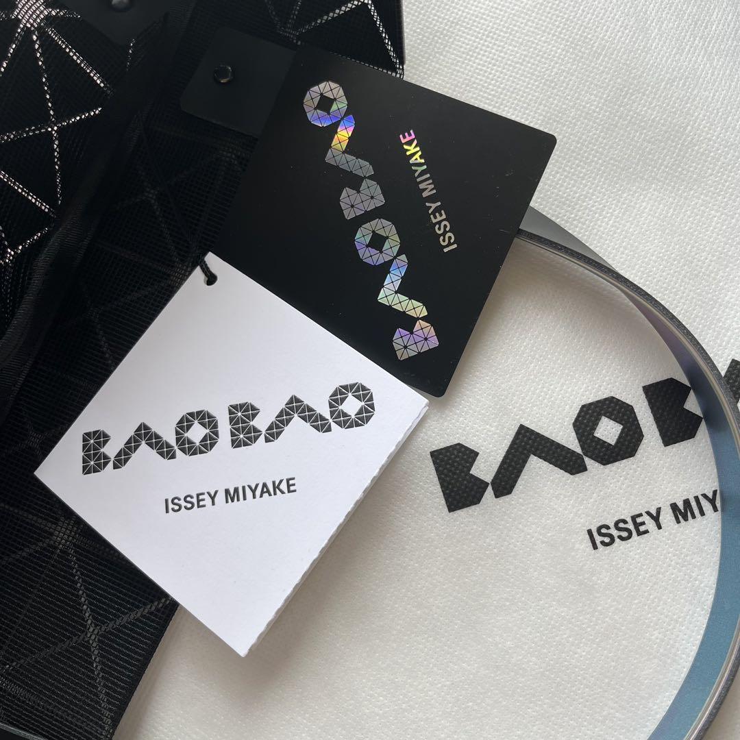 BAOBAO ISSEYMIYAKE ILLUSION シルバー 新品 - メルカリ