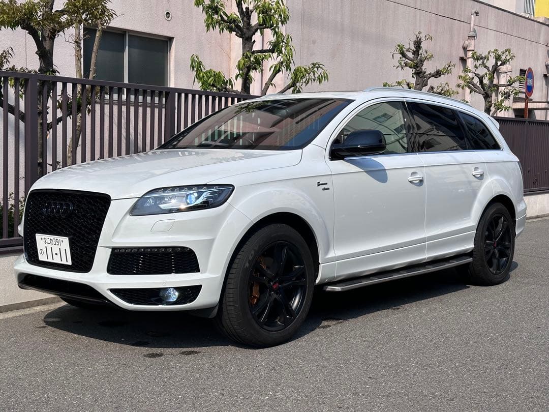 手150 Audi Q7 Sライン クワトロ 3.0L BOSEサウンド 手150 Audi Q7 Sライン クワトロ 3.0L BOSEサウンド
