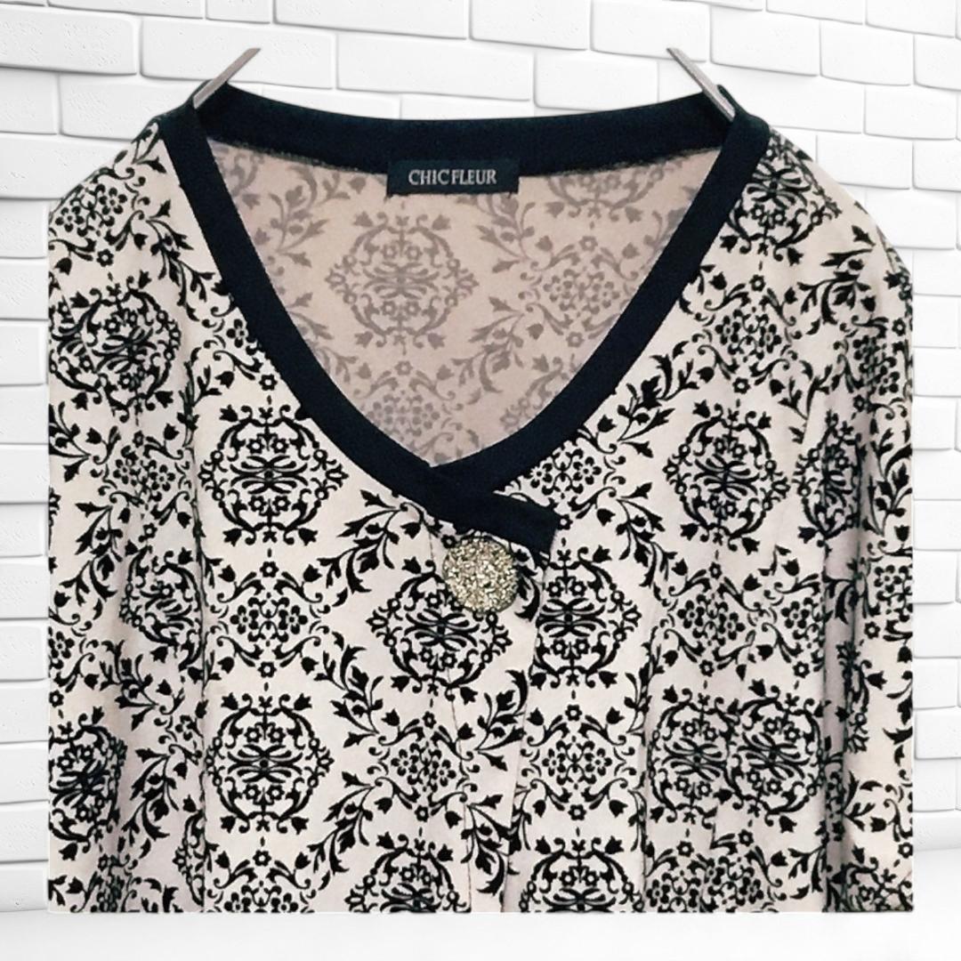 ★ CHIC FLEUR チュニック CHIC FLEUR チュニック 総柄 カットソー Lサイズ 送料無料 古着