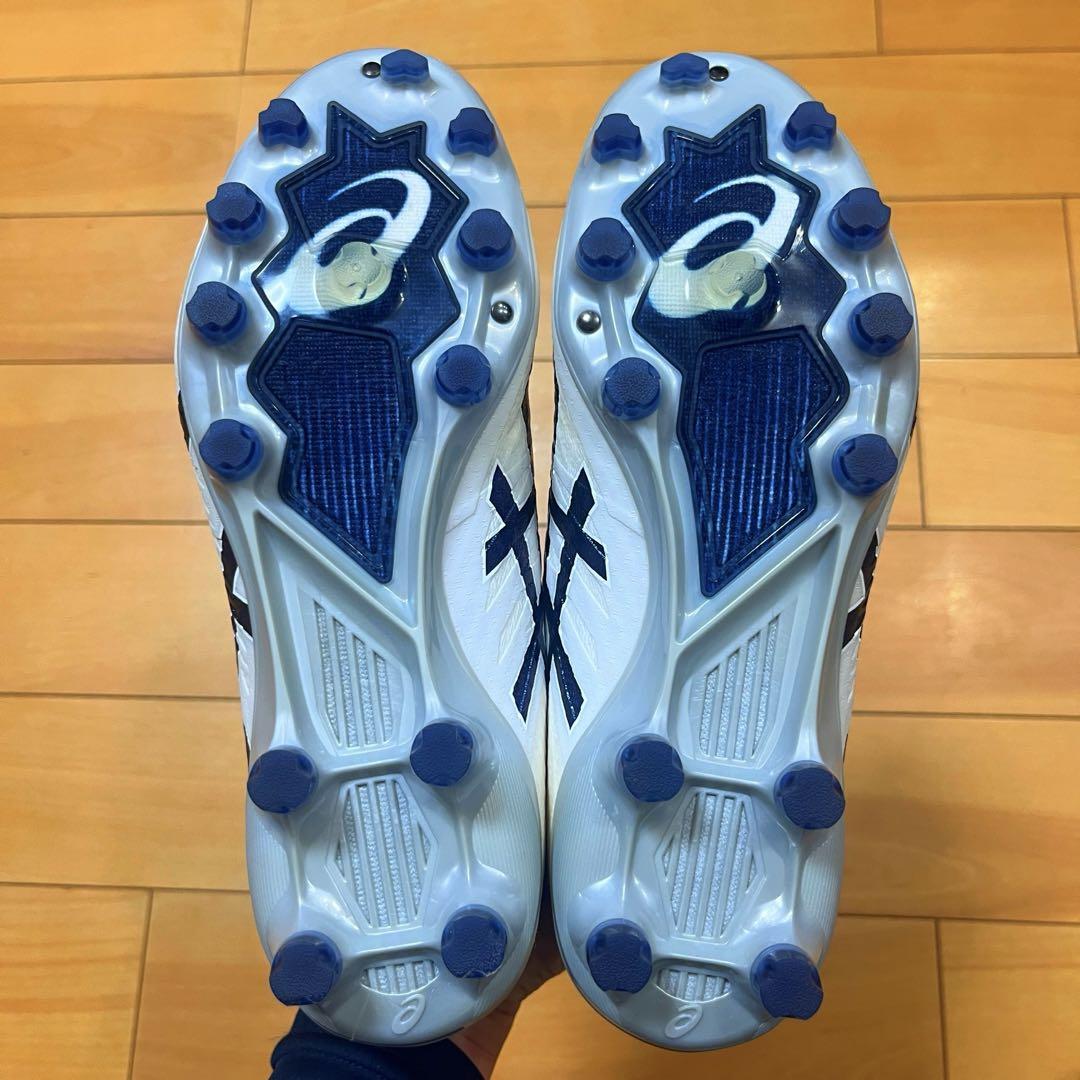 ♠ ASICS