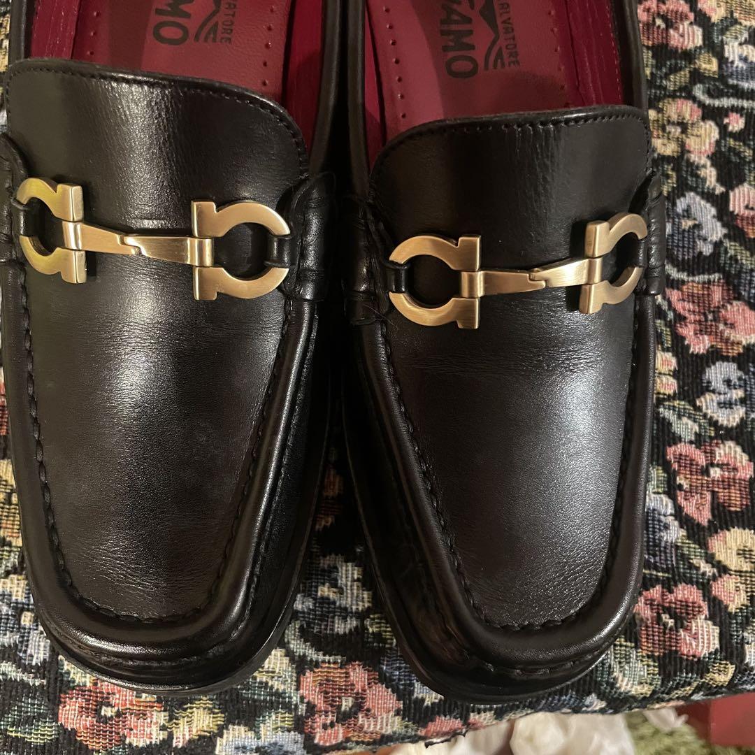 Salvatore Ferragamo 黒ローファー 箱付き