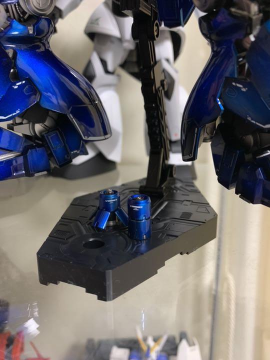 ガンプラ RG サザビー 塗装済 完成品 アクションベース付き